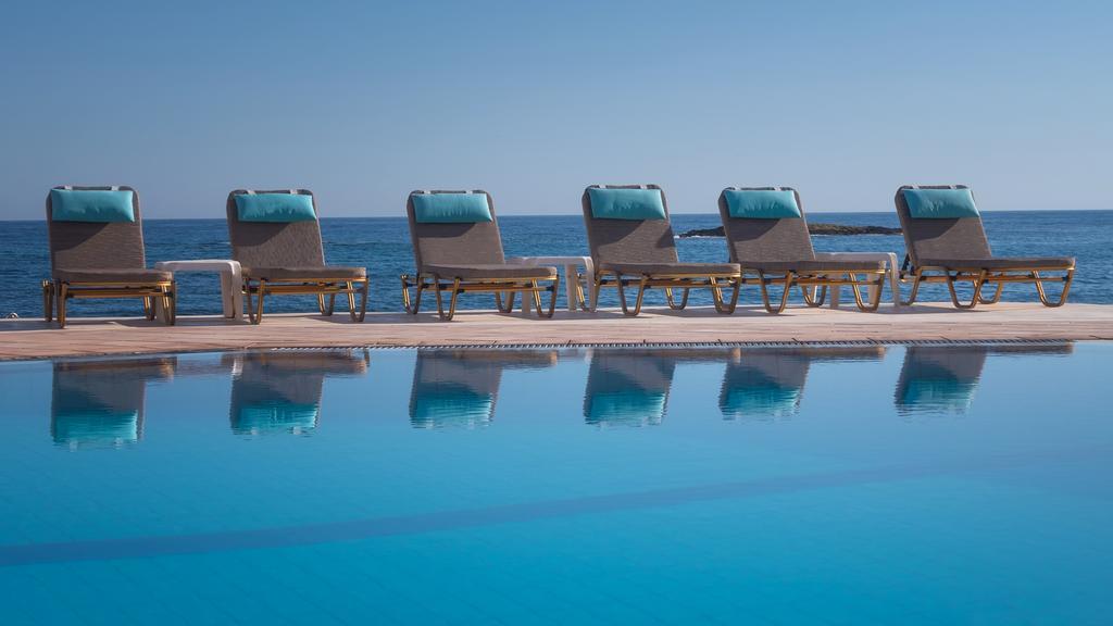 Pyrgos Beach Hotel Apartments Malia Eksteriør bilde