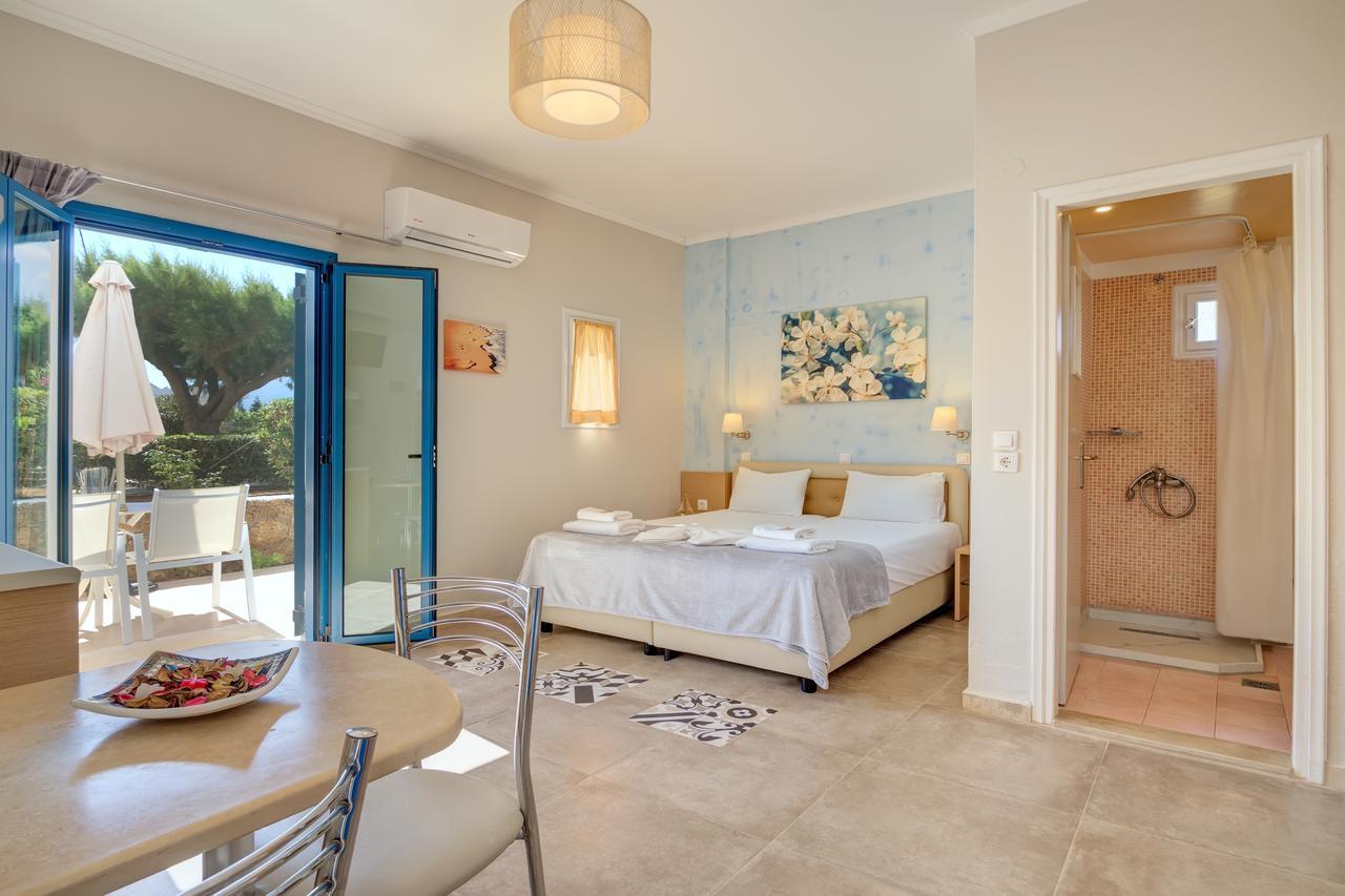 Pyrgos Beach Hotel Apartments Malia Eksteriør bilde